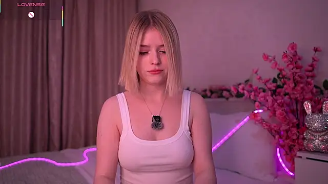 Dragonwind Adlı Modelin Canlı XXX Sohbeti