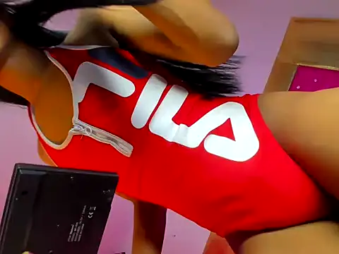 MISTRESS-BBCTSX Adlı Modelin Canlı XXX Sohbeti