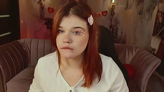 EllieFoxy Chat XXX in diretta