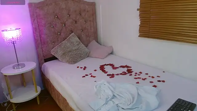 emma_antury 现场XXX聊天