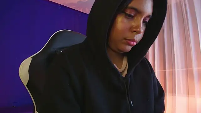 แชท XXX สดของ Emmapark_