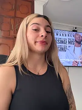 AtheneaRossi Chat XXX live