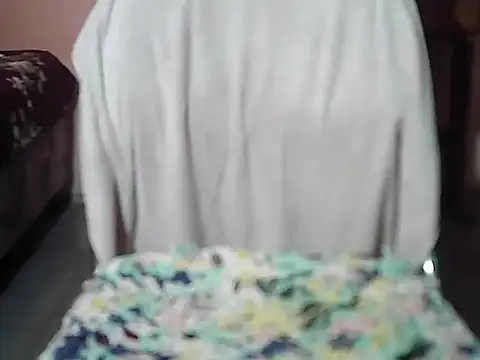 R0mpopvt4z Show in webcam