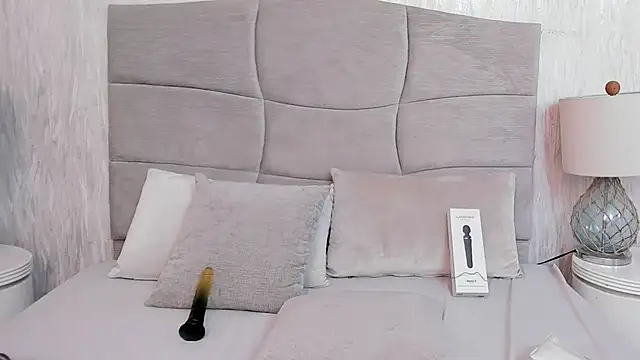 Naomii_BDSM Webcam-Show