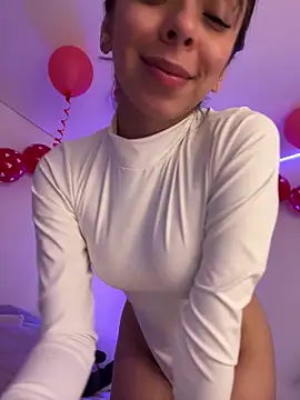 AmmyCollinsW 现场XXX聊天