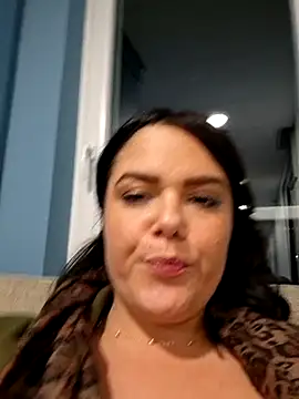 Xladycharme Chat XXX live