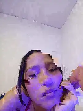 --Noah- – Naživo XXX chat