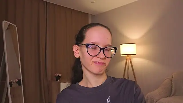 Онлайн чат XXX BettyBrowni