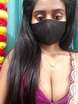 Aanya_hotty Pertunjukan Webcam