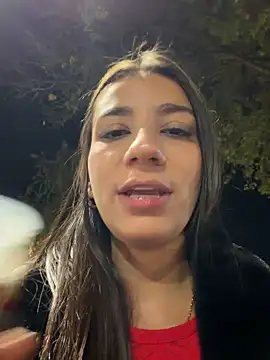 Carolina_1111 লাইভ XXX চ্যাট