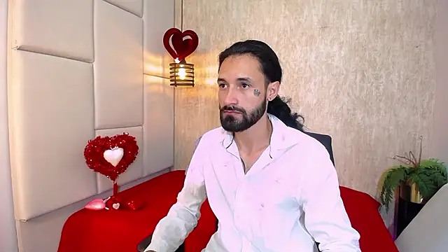 Show modela Hisoka_011 na web-kameri