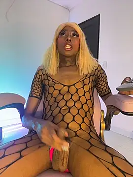 Mara_royal Webcam Show