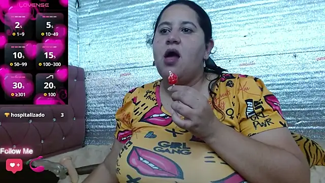 EMILY-NESSA – Live XXX-chat