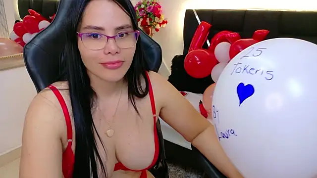 lararoberts_: онлайн-секс-чат