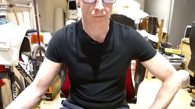 Hung2Miken Webbikameraesitys