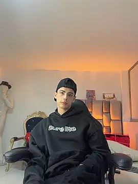 Sebastian_Reed webkamerás műsora