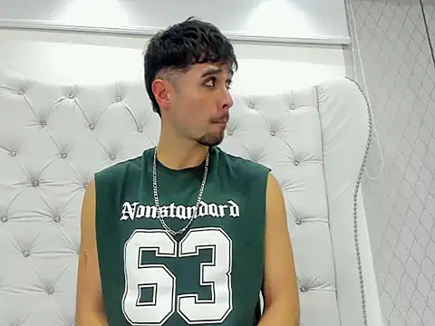 BrunoTurnerr's Live XXX Chat