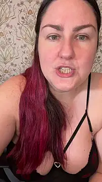 Lacey-BBW Chat XXX live