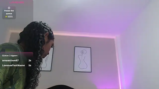 Mia_kheleer 在線直播表演