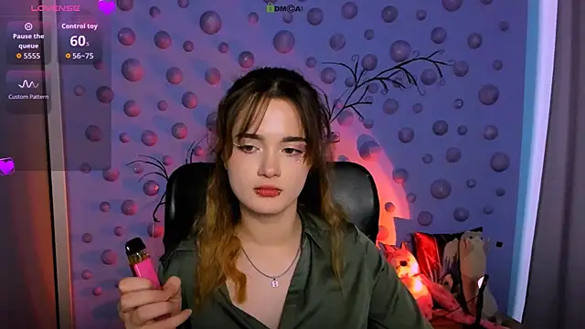 Chat XXX Live liana_kisses