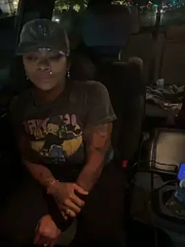 HaloRodeoLover2 live XXX chat