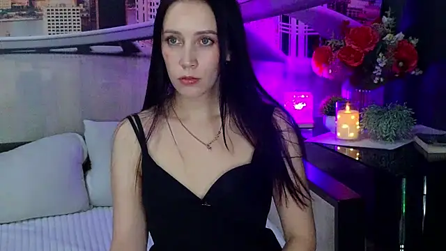 MonicaSweetxのライブXXXチャット