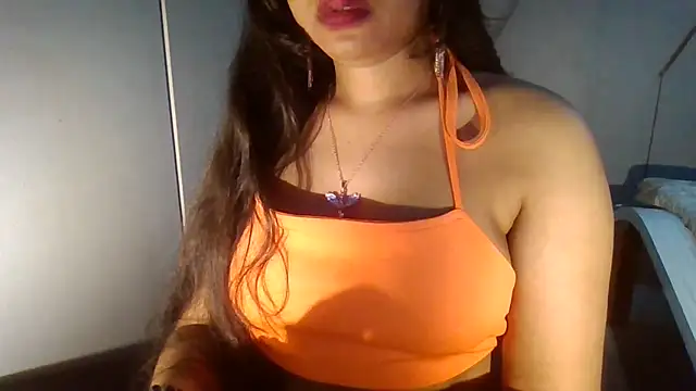 Chat XXX ao vivo de Yashika_Loves