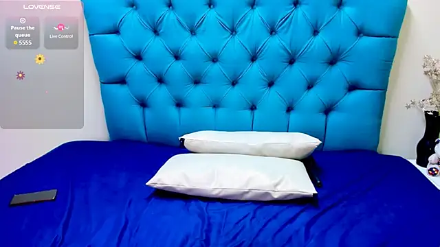 Nayla_Garner Adlı Modelin Web Kamerası Şovu