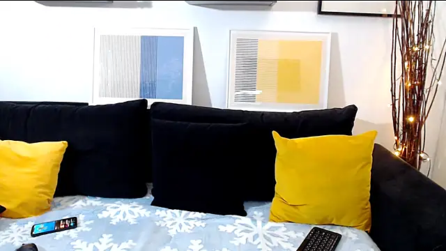 Pertunjukan Kamera Web LaraLloveBliss