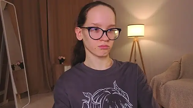 BettyBrowni élő XXX-chatje