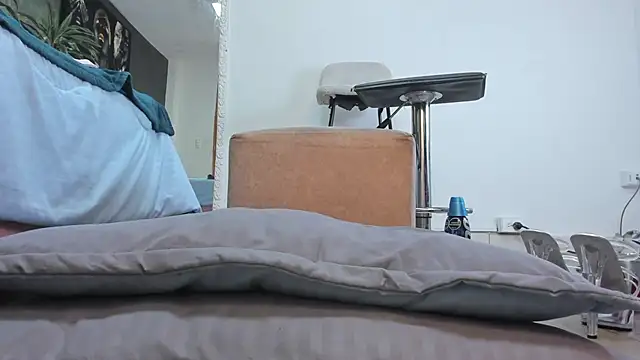 isa_lancaster Show Webcam