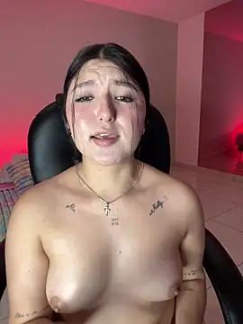 Chatroom XXX en direct de Celestee69