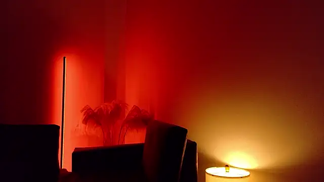 lizdevine 现场XXX聊天