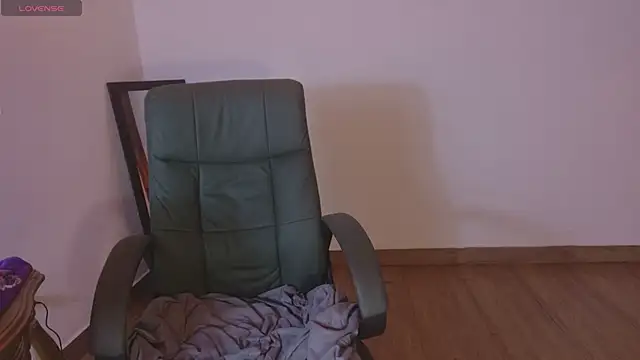 Vanessa_7_ Live XXX Chat