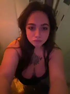 แชท XXX สดของ AliraX