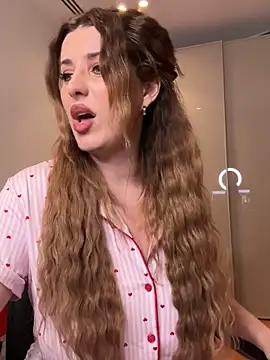 RoxxyDallas Adlı Modelin Canlı XXX Sohbeti