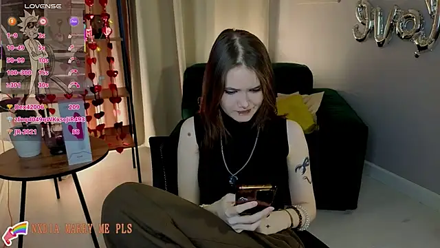 Dilara_xBaby Adlı Modelin Canlı XXX Sohbeti