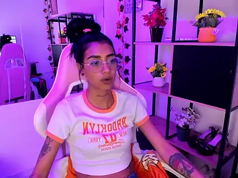 KarlaSlutSkinny__: онлайн-секс-чат