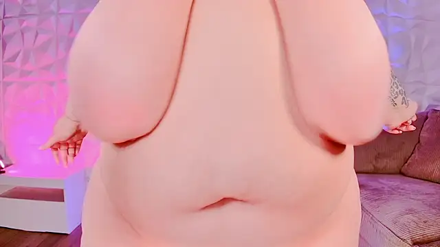 BiggyMelon: вебкам-шоу