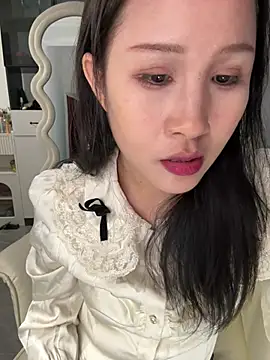 littlesluttycat 即時 XXX 聊天