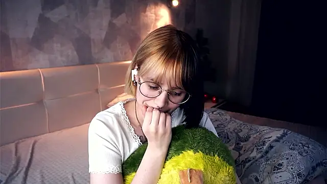 KellePourier – Naživo XXX chat