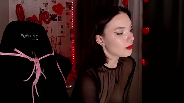 Chat +18 de dolll_maiya ao vivo