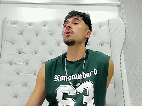 BrunoTurnerr webcam show