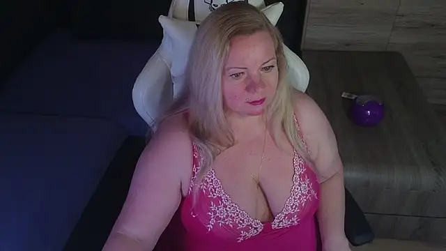 MolligSpielle: онлайн-секс-чат