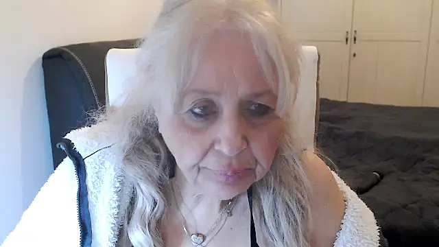 SusiLifeXXX: απευθείας συνομιλία ΧΧΧ