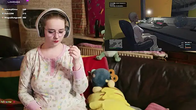 แชท XXX สดของ GamerGirl_Eve