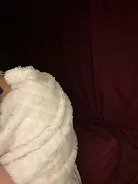 RooVaaN-Xx Live XXX-Chat