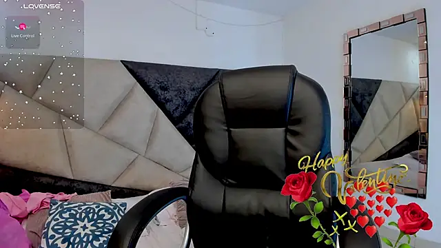 Chat +18 de FaloonRoussel ao vivo