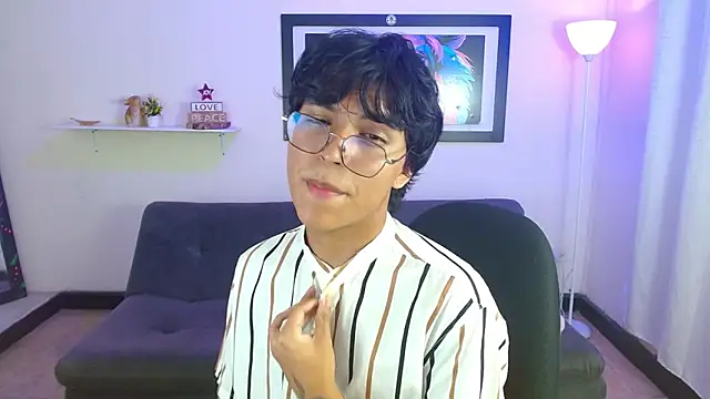 Maecum18 Live XXX-Chat