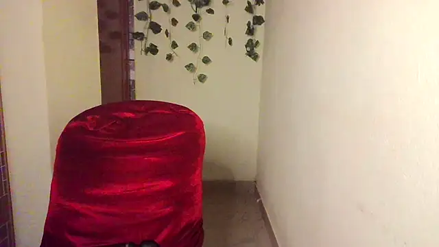 Madhubala01 现场XXX聊天